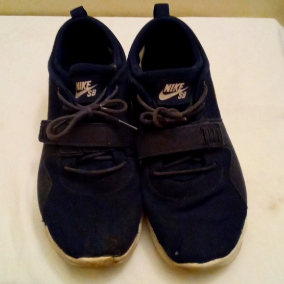 Nike SB Trainerendor Shoes Obsidian Navy Metallic Gold - Picture 1 of 4
